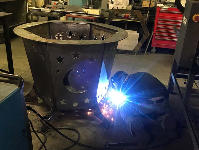 Welding the Moon Pit